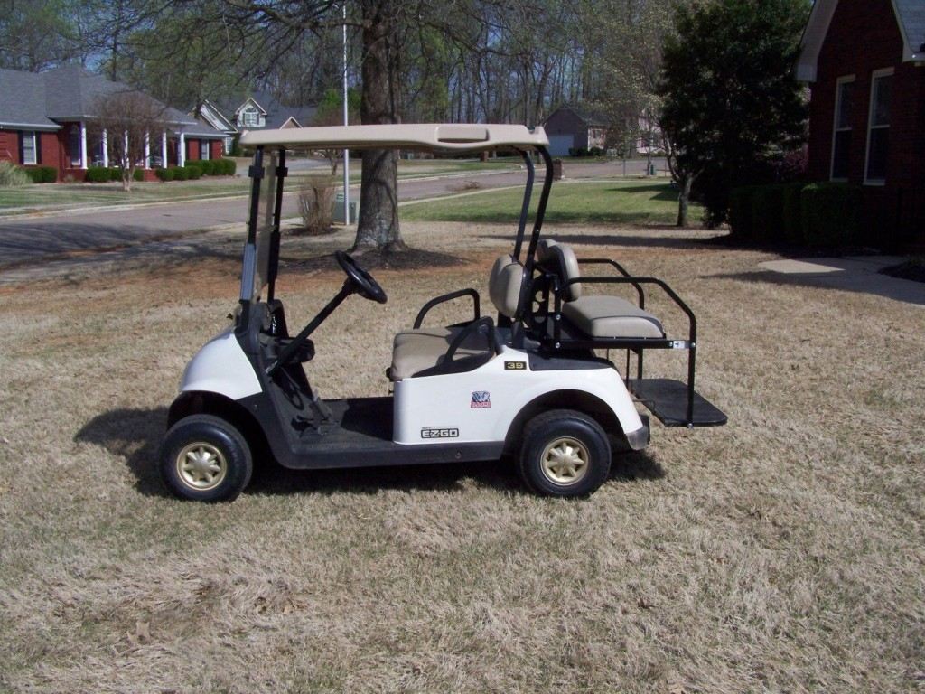 2009 E Z GO RXV Gas Golf Cart