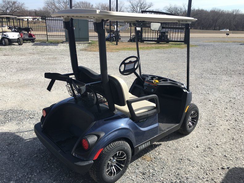 Fuel injected 2017 Yamaha Golf Cart