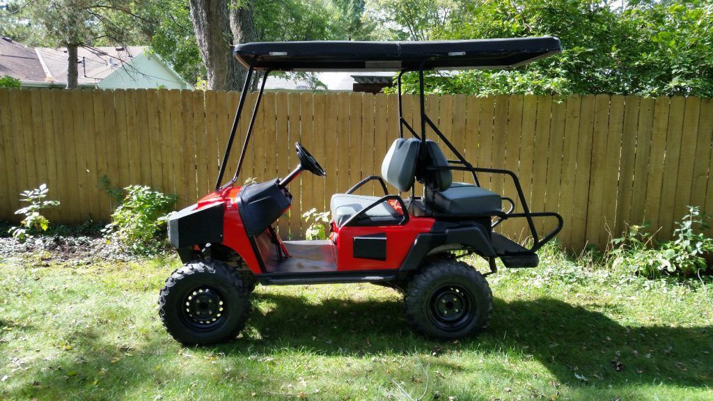 gas engined 2008 Club Car XRT810 golf cart