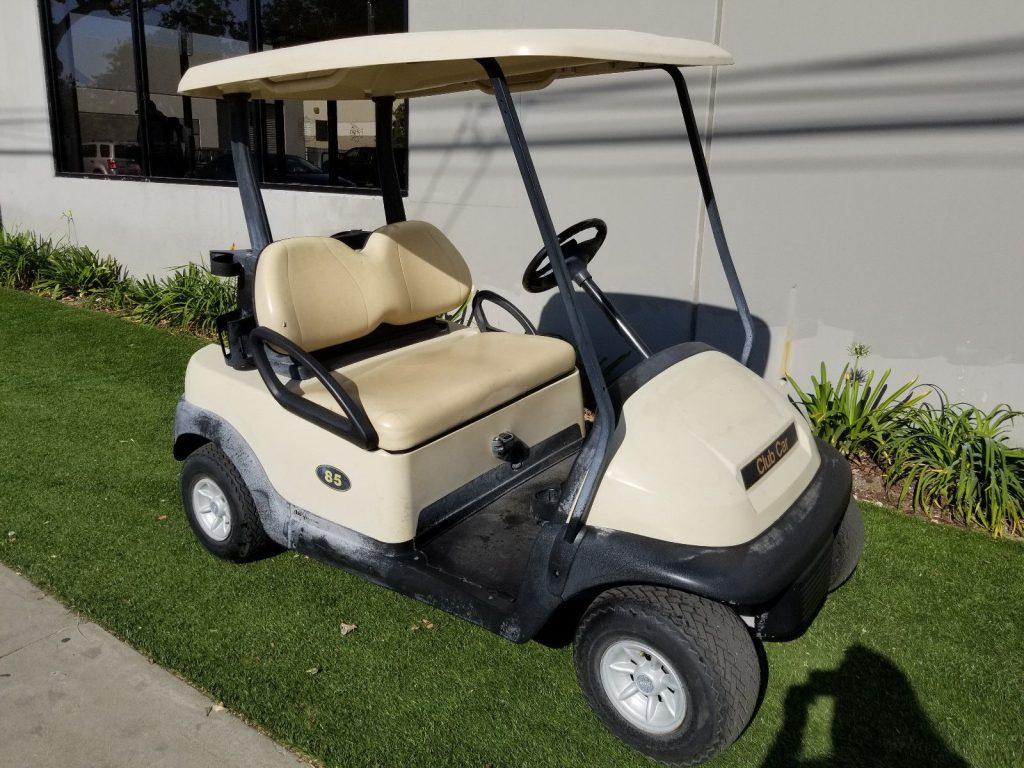 great condition 2011 Club Car golf cart