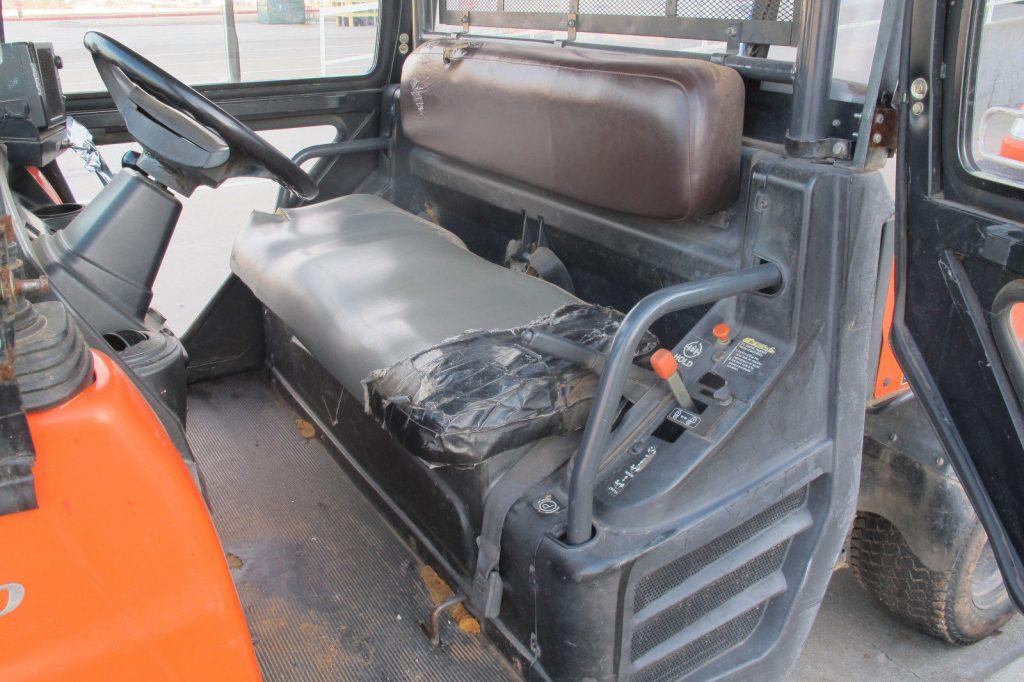 working condition 2005 Kubota RTV golf cart