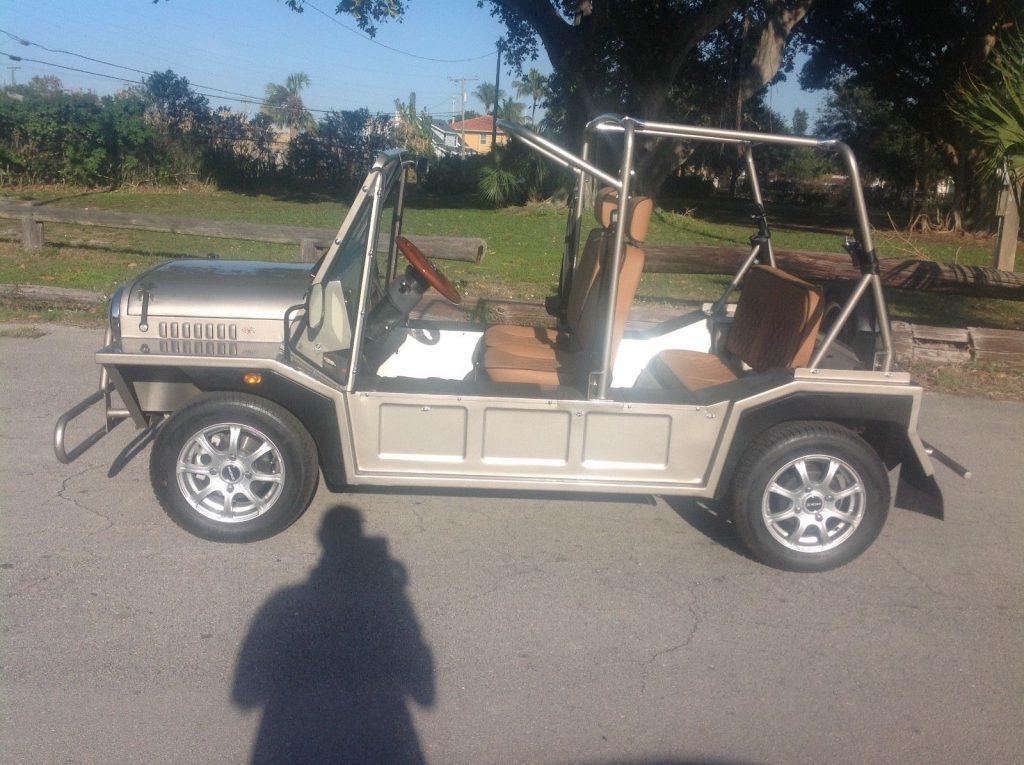 almost unused 2017 ACG Silver Mini Moke Golf Cart