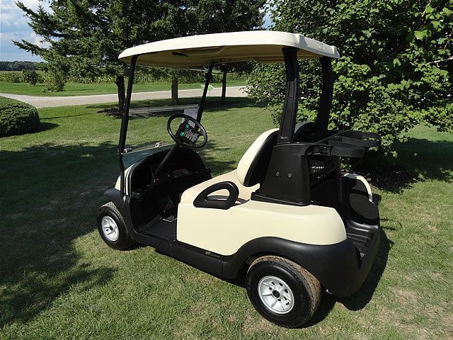 excellent shape 2014 Club car Precedent golf cart