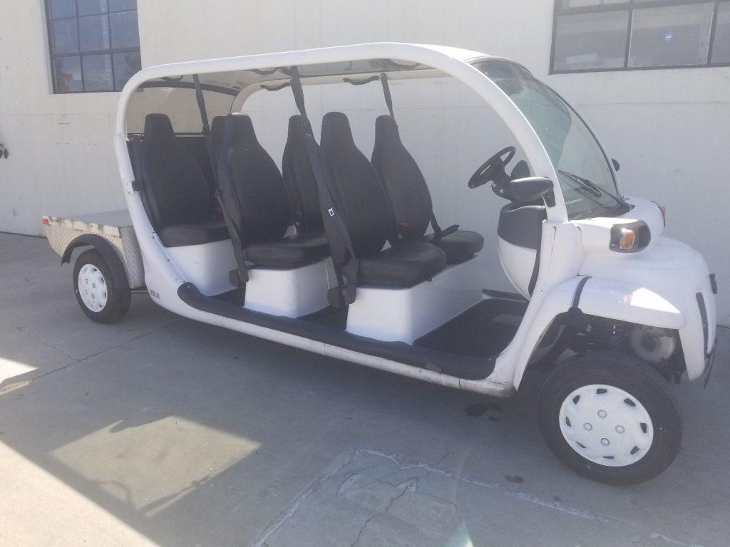great shape 2015 Polaris Gem E6 Utility golf cart