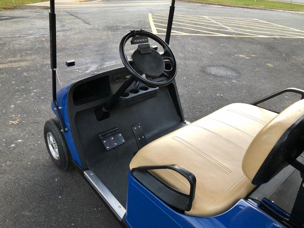 electric 2006 EZGO TXT Golf cart