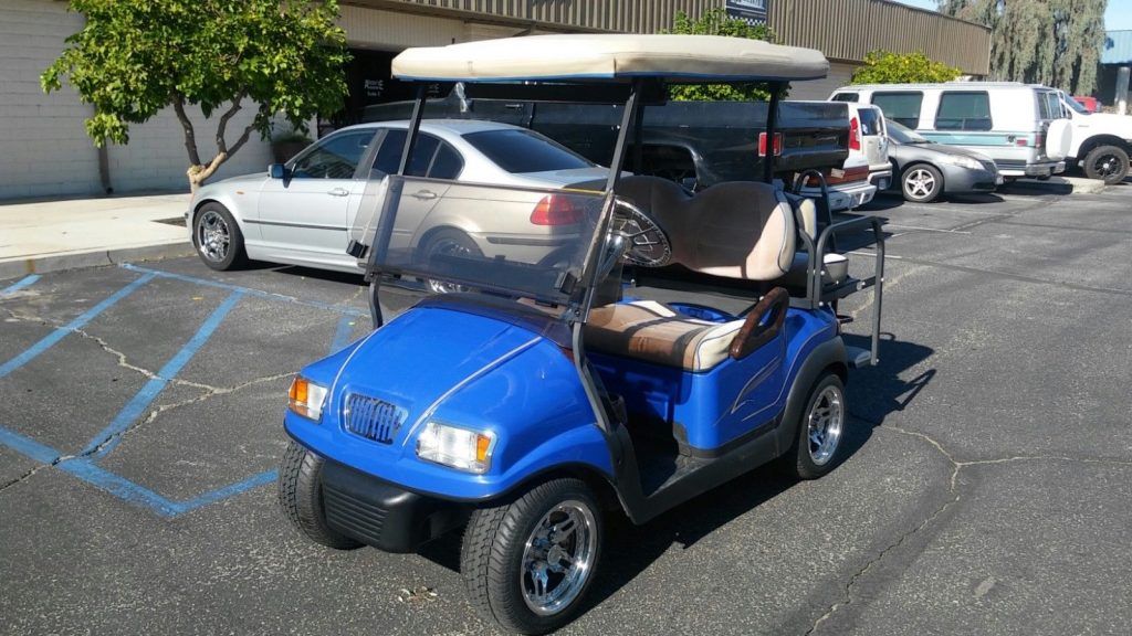 Fully loaded 2011 Club Car Precedent Custom Golf Cart