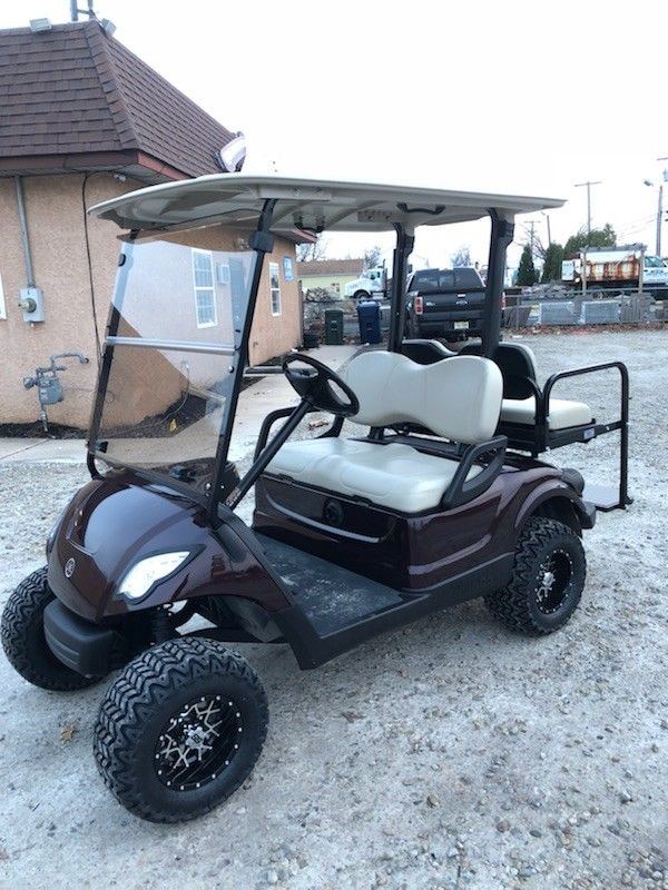 lifted 2013 Yamaha 48v Electric golf cart