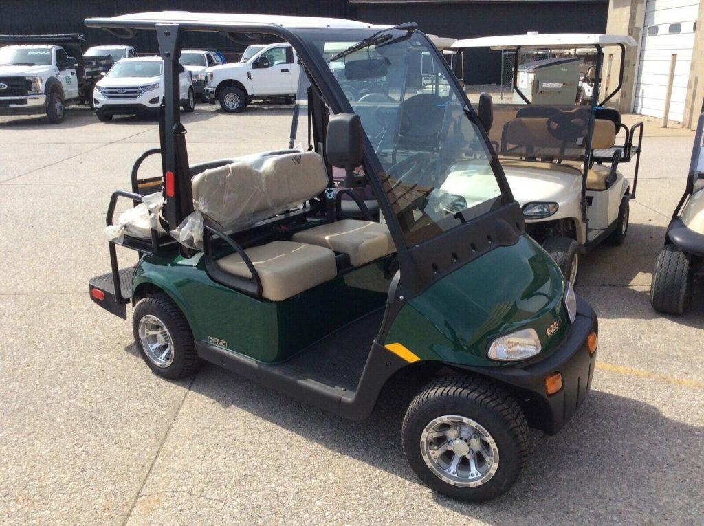 well equipped 2018 EZGO Golf Cart