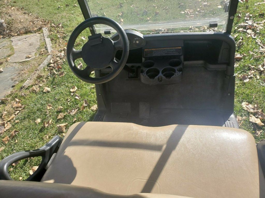 very nice 2016 EZGO RXV Golf Cart