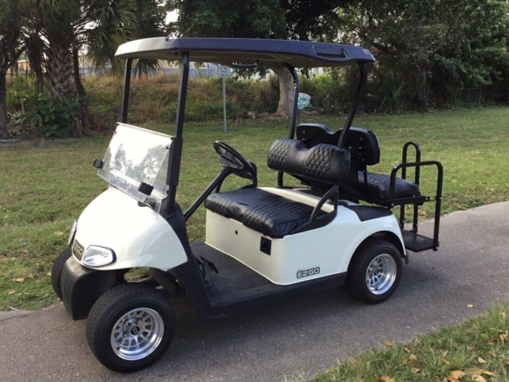 fast 2012 Ezgo golf cart