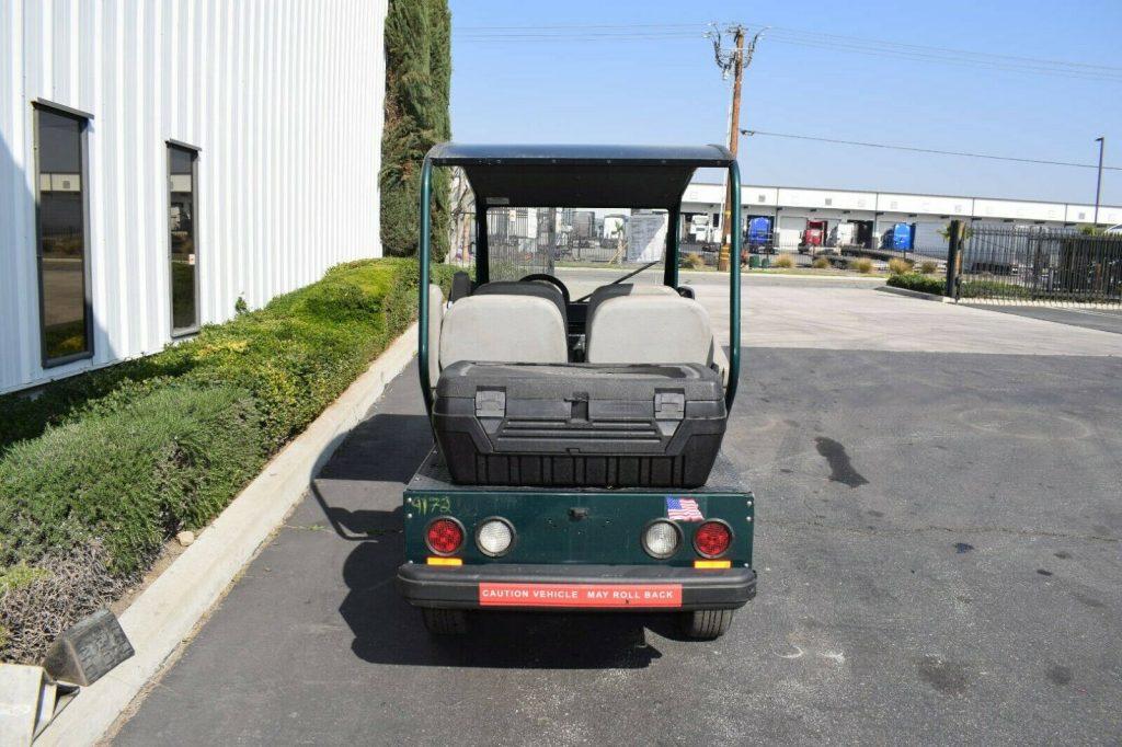 solid 2014 Columbia Parcar Golf Cart