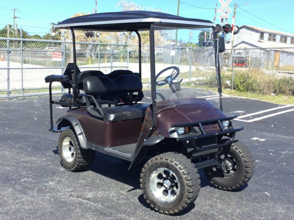 lifted 2009 EZGO golf cart