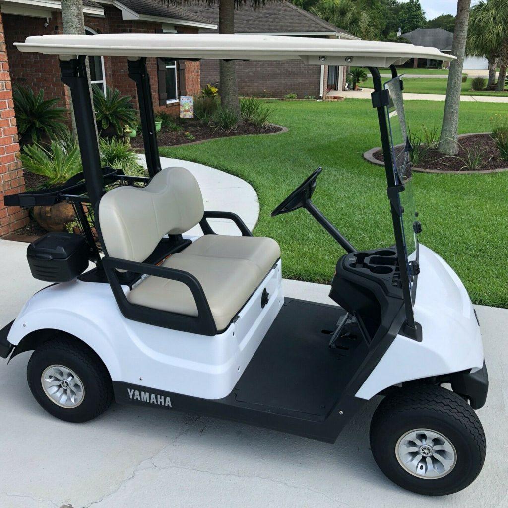 barely driven 2017 Yamaha G29 Electric Golf Cart