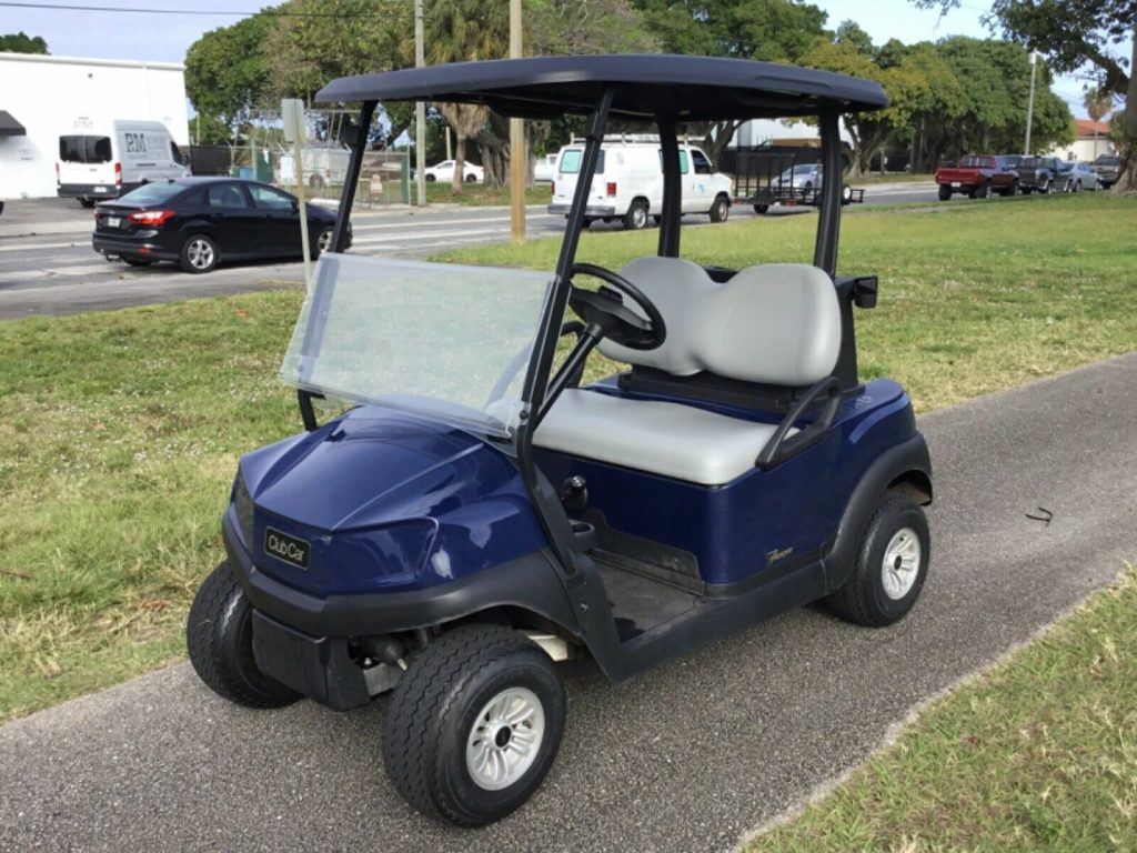 very nice 2019 Club Car Precedent Golf Cart