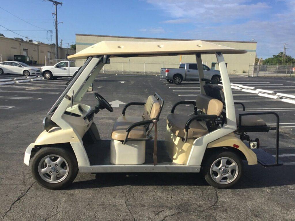 well equipped 2011 CT&T C zone golf cart