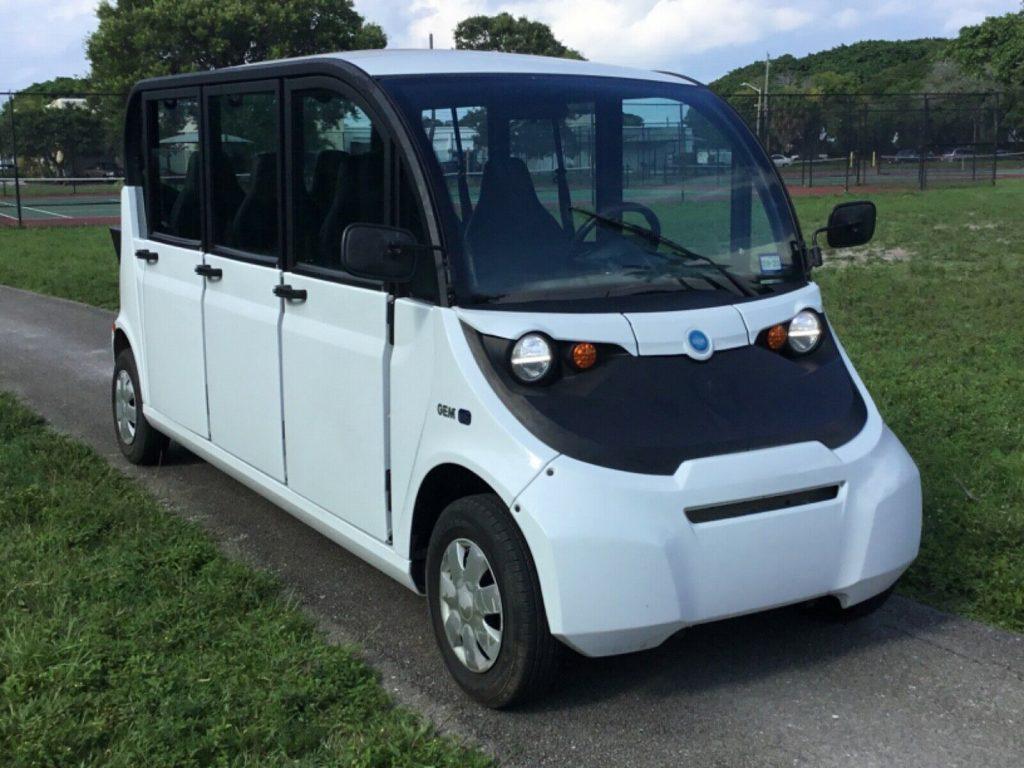 utility limousine 2017 Polaris Gem E6 golf cart