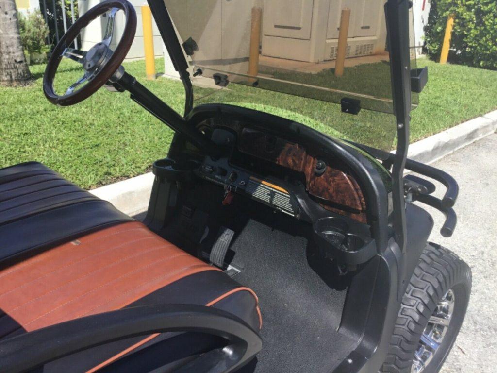 2011 Club Car Precedent 6 seat passenger golf cart [good shape]