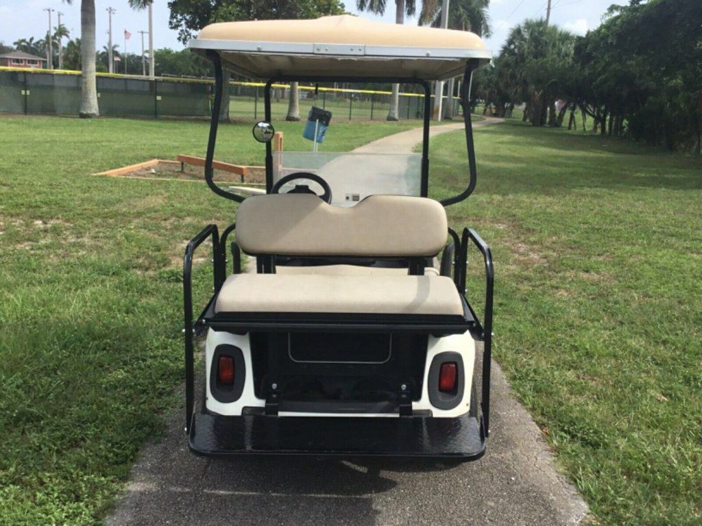 2008 EZGO rxv 4 passenger golf cart [extended]