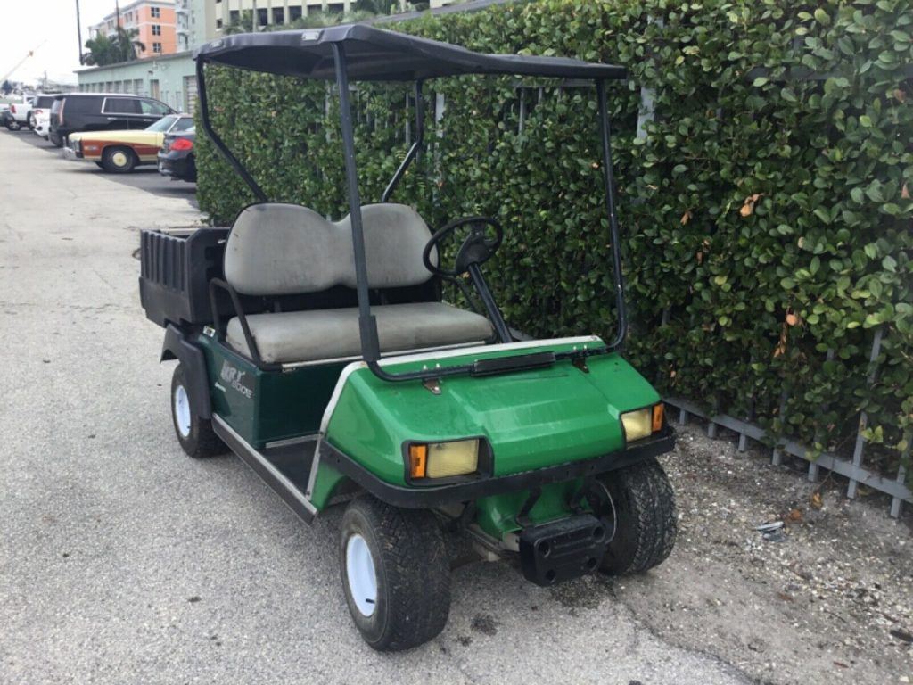 2009 Club Car golf cart [indistrial carrier]