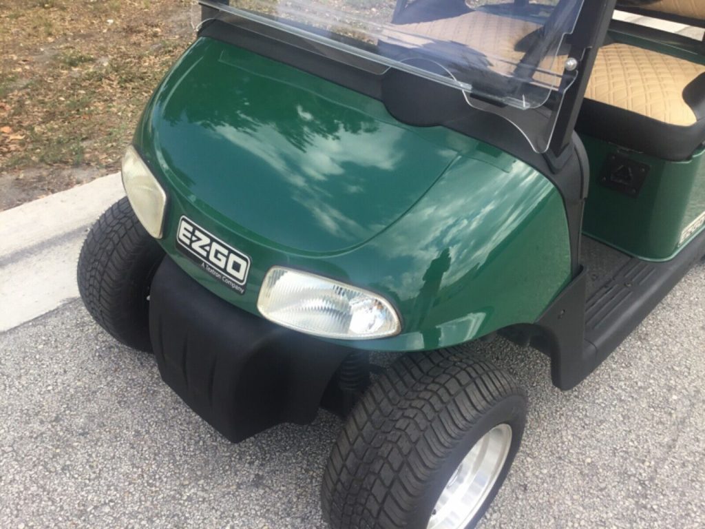 2012 EZGO RXV golf cart [new rims]