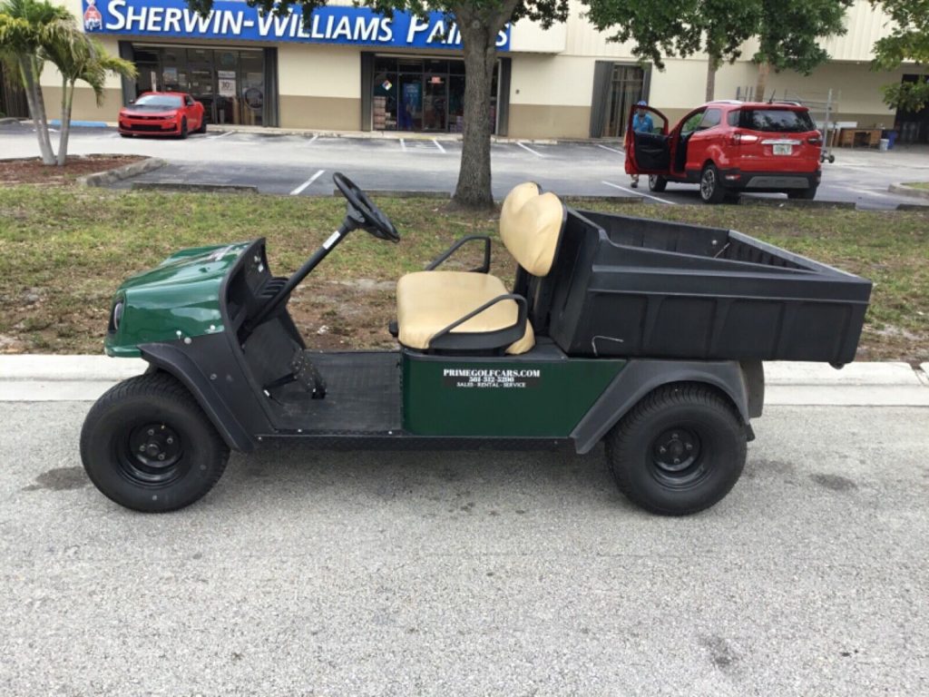 2017 EZGO Workhorse golf cart [tilt bed]