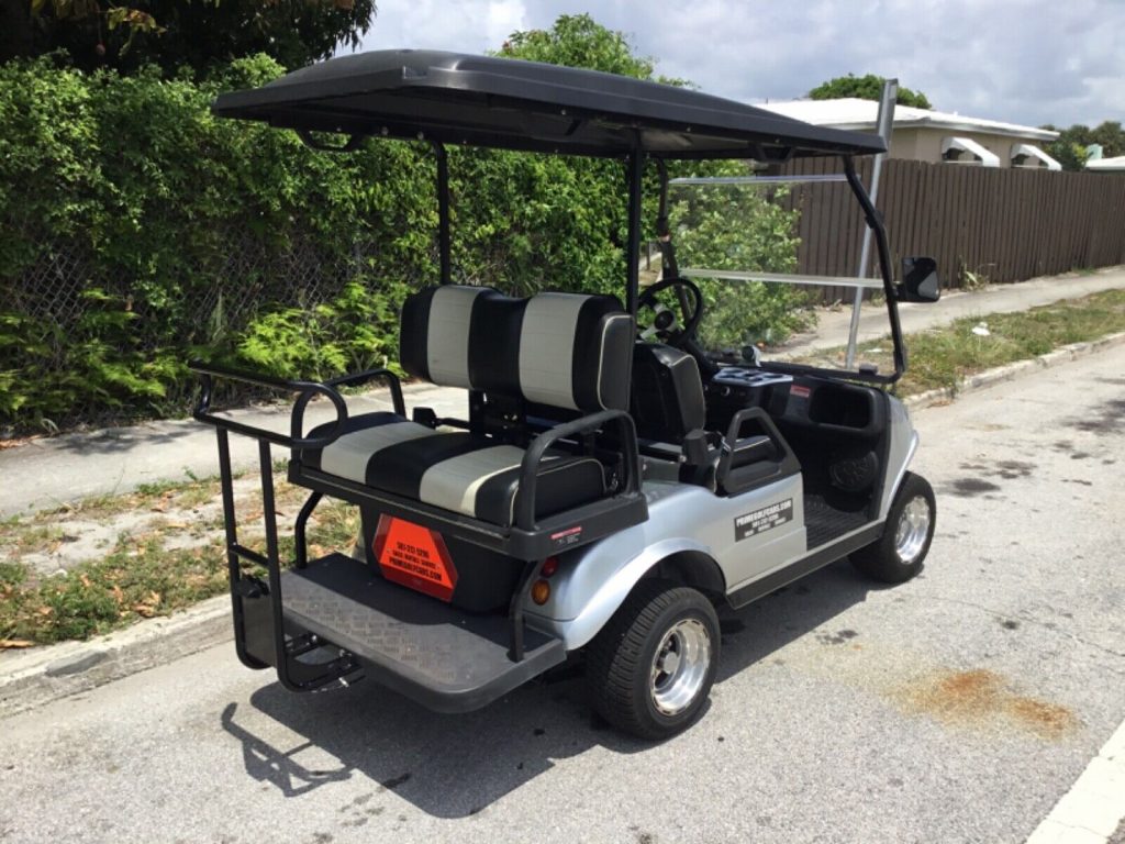 2022 Evolution golf cart [like new]