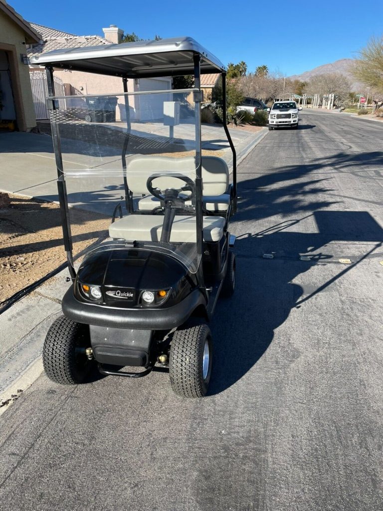 2022 Quickie golf cart [like new]