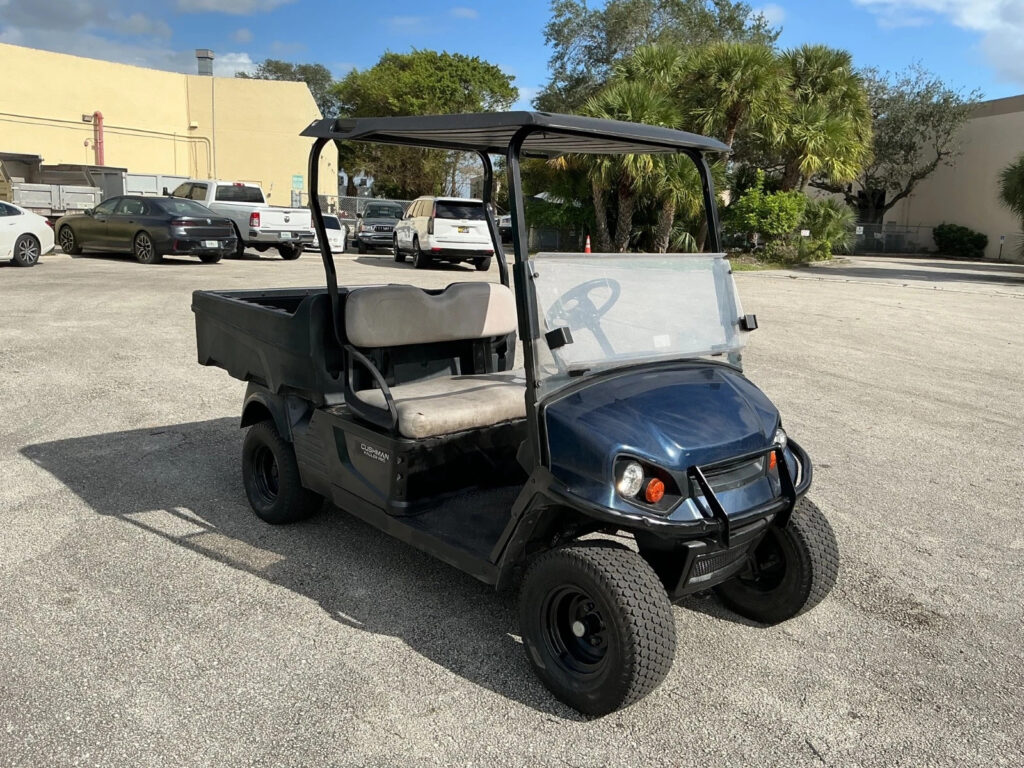 2021 blue ezgo Cushman Hauler 2 seat Utility 72v 72 volt Electric dump bed usb