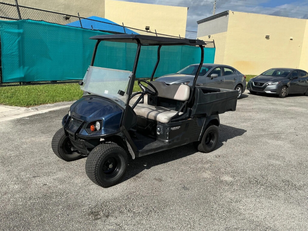2021 blue ezgo Cushman Hauler 2 seat Utility 72v 72 volt Electric dump bed usb