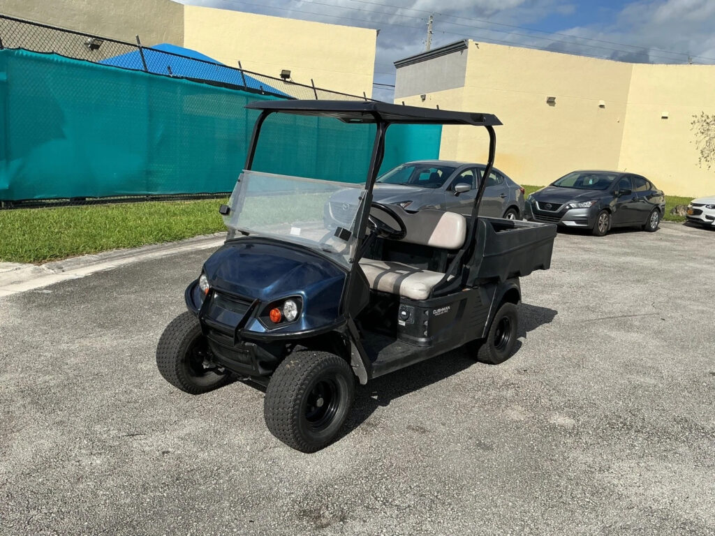 2021 blue ezgo Cushman Hauler 2 seat Utility 72v 72 volt Electric dump bed usb