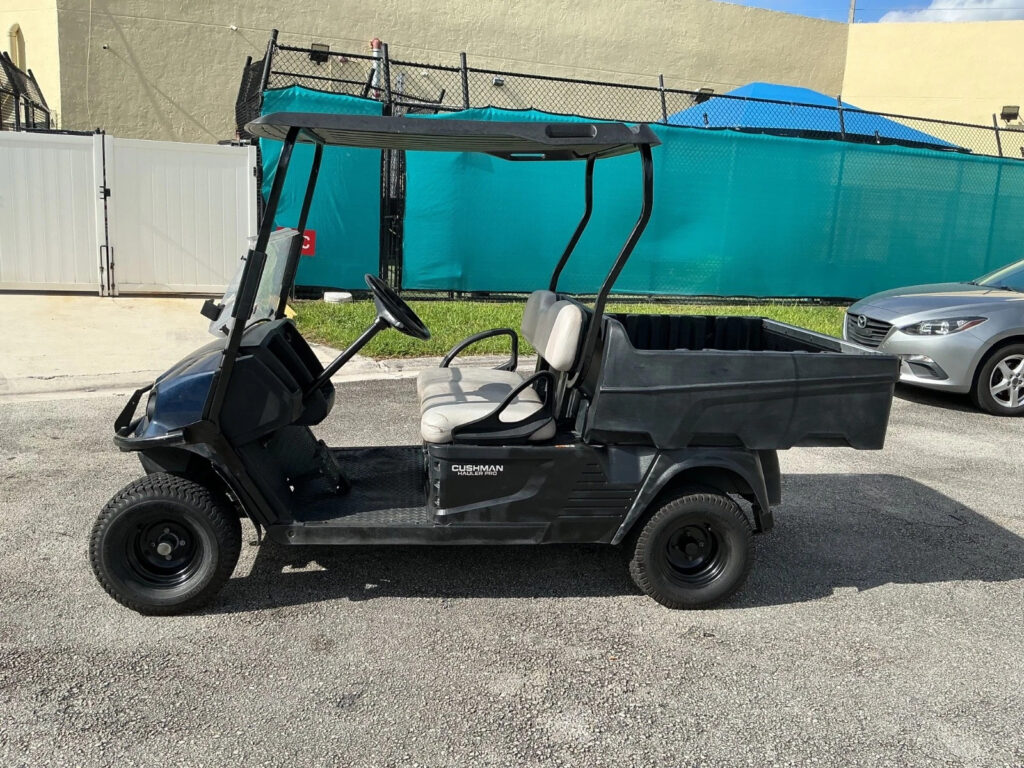 2021 blue ezgo Cushman Hauler 2 seat Utility 72v 72 volt Electric dump bed usb
