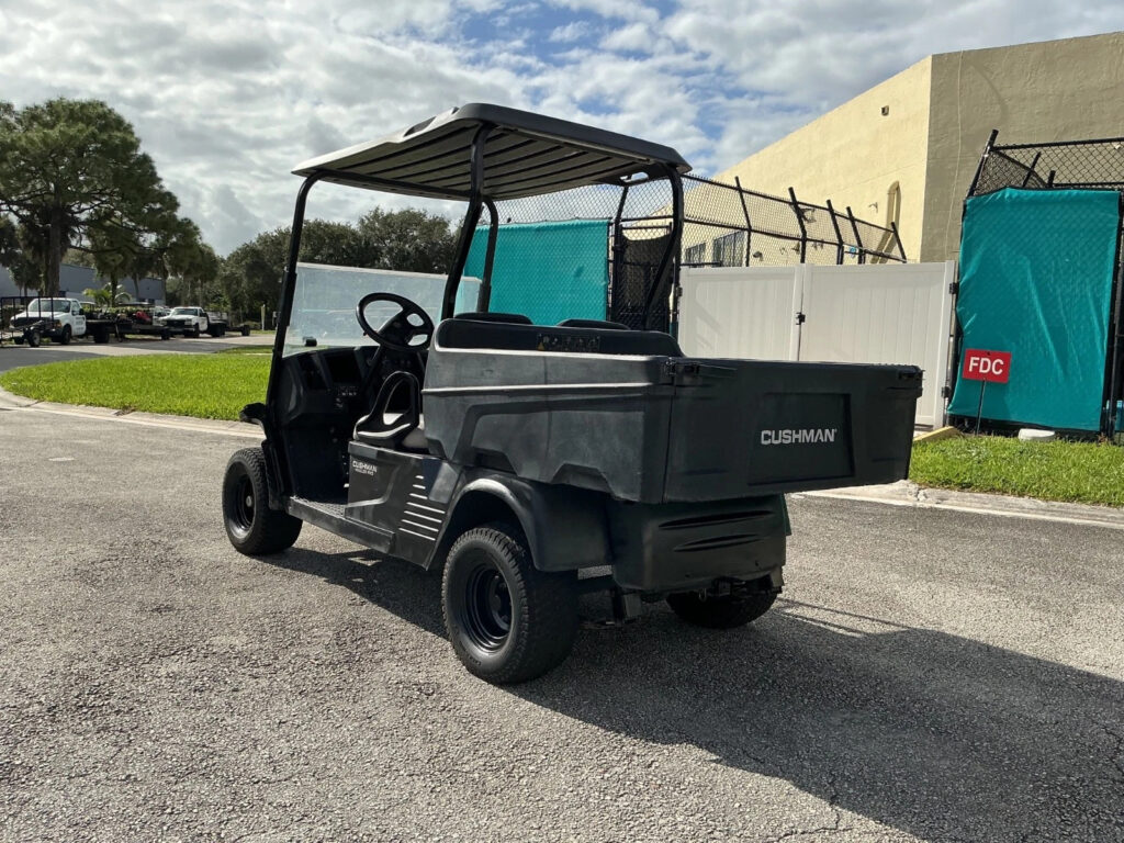 2021 blue ezgo Cushman Hauler 2 seat Utility 72v 72 volt Electric dump bed usb