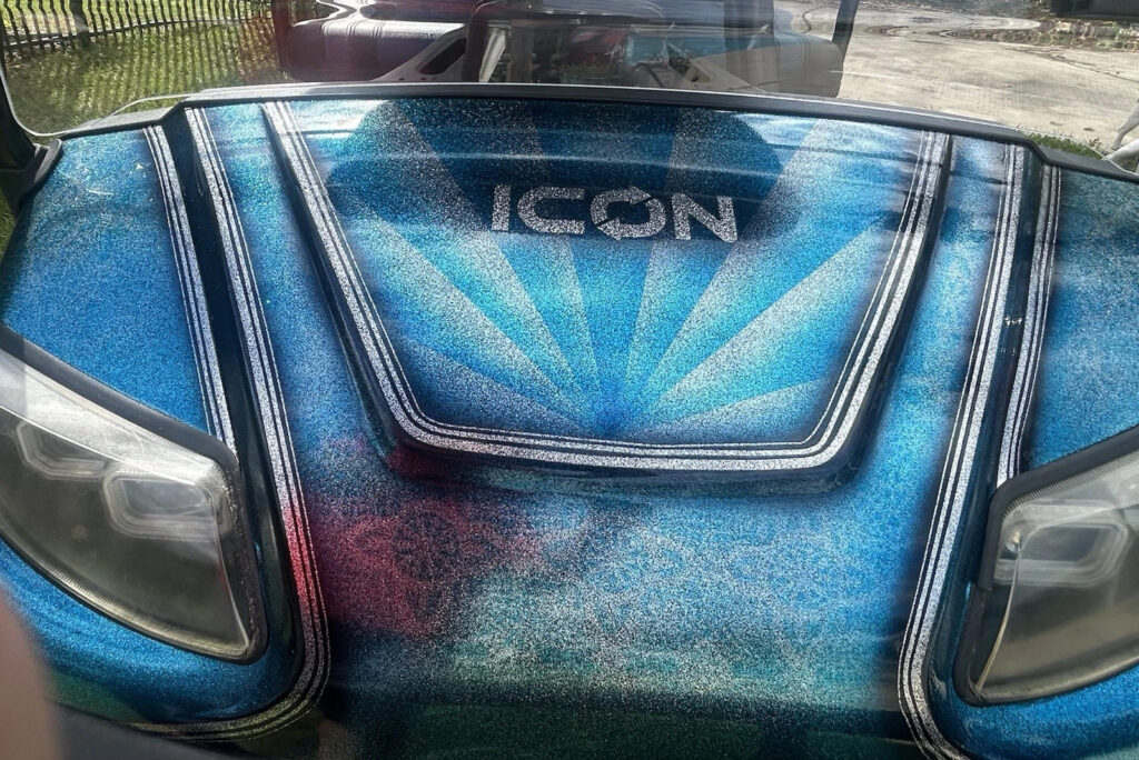 2021 icon i60 Limousine golf Cart, Custom Painted