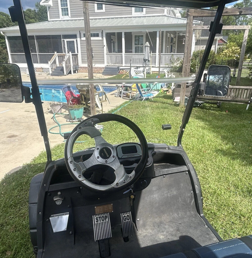 2021 icon i60 Limousine golf Cart, Custom Painted