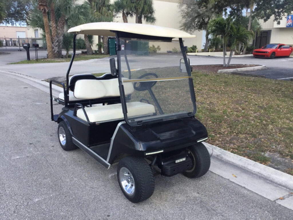 2006 CLUB CAR DS Black GOLF CART 4 Passenger SEAT Canopy 48V Charger Lithium