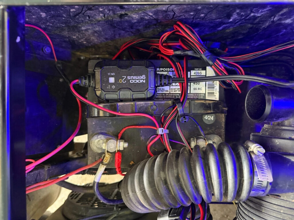 2022 Cushman E-Z-Go Shuttle 2 EFI 13.5hp Golfcart – Nilight led Lights Gas