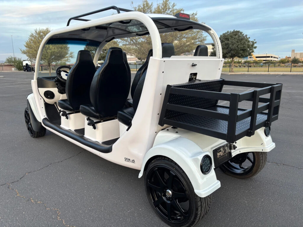 Beautiful 2015 GEM CAR 6 SEAT LIMO NEV GOLF CART 72v, White ON Black, 17″ RIMS