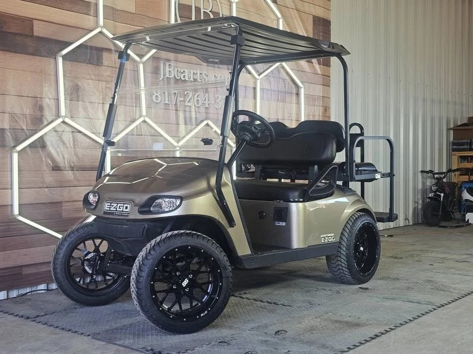 New Lithium, 2017 EZGO TXT , 4 Passenger Golf Cart