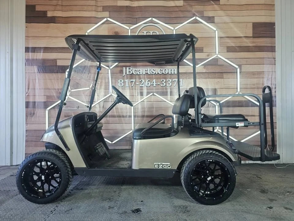 New Lithium, 2017 EZGO TXT , 4 Passenger Golf Cart
